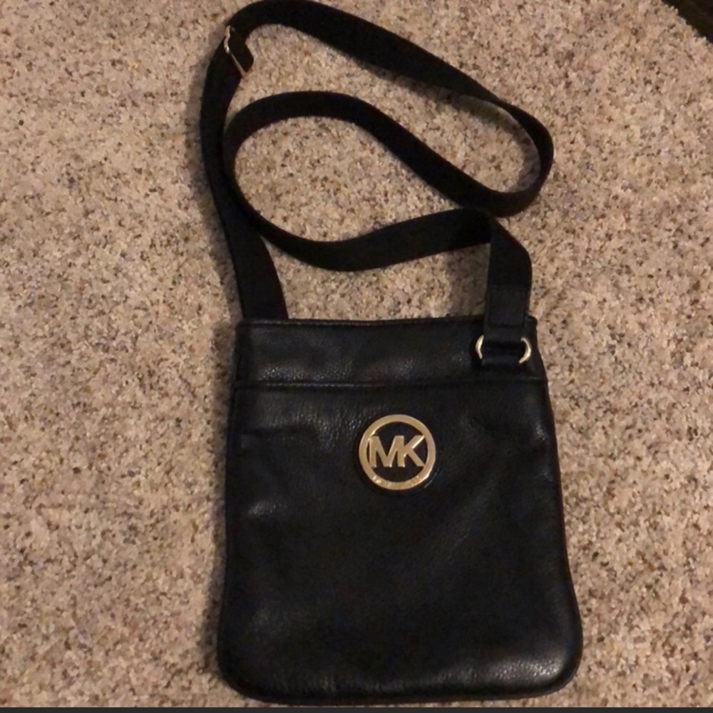 Michael Kors Crossbody - Picture 2 of 5